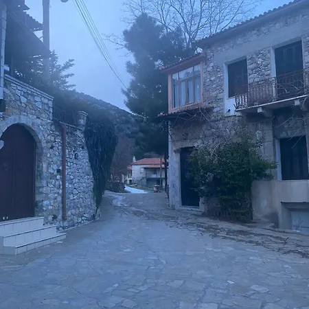 בית כפרי Apostolia's Small House Bed And View *