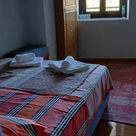 Apostolia's Small House Bed And View