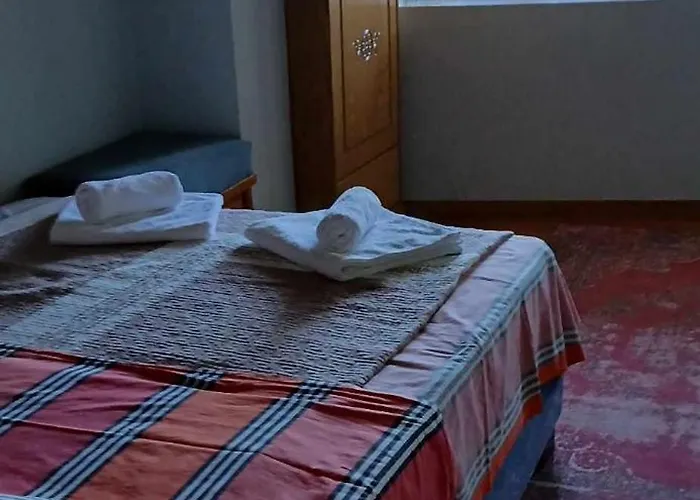 Apostolia's Small House Bed And View